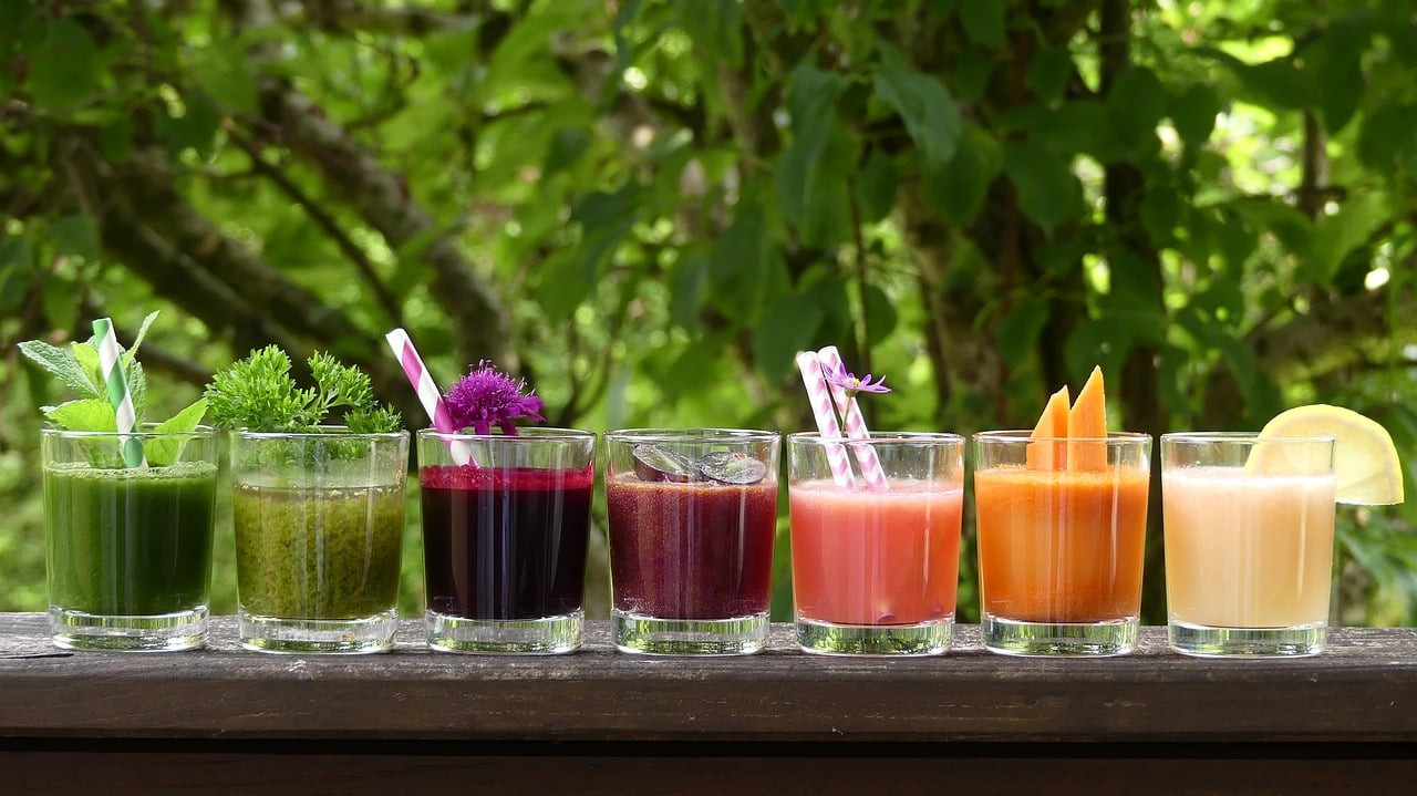 The Juicy Truth: Pros and Cons of Juicing and the Top 6 Fruits or Veggies to Juice