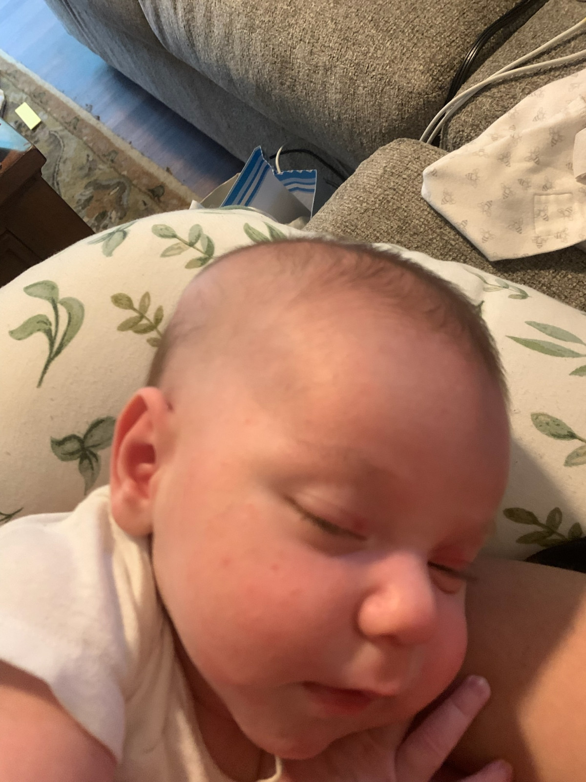 Breastfeeding Thoughts as a New Mom