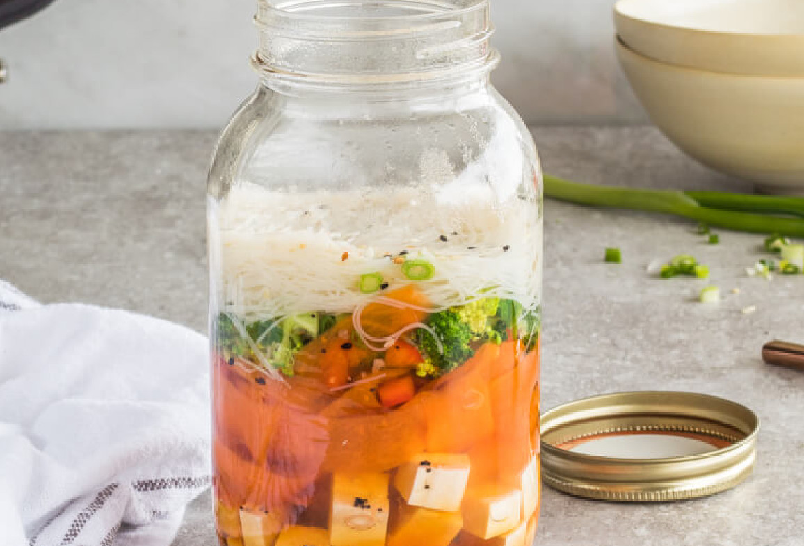 Mason Jar Vermicelli Tofu Soup