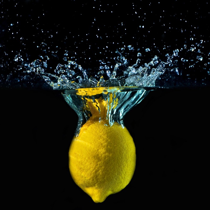 Unleashing the Zest: The Wonders of Lemon Essential Oil