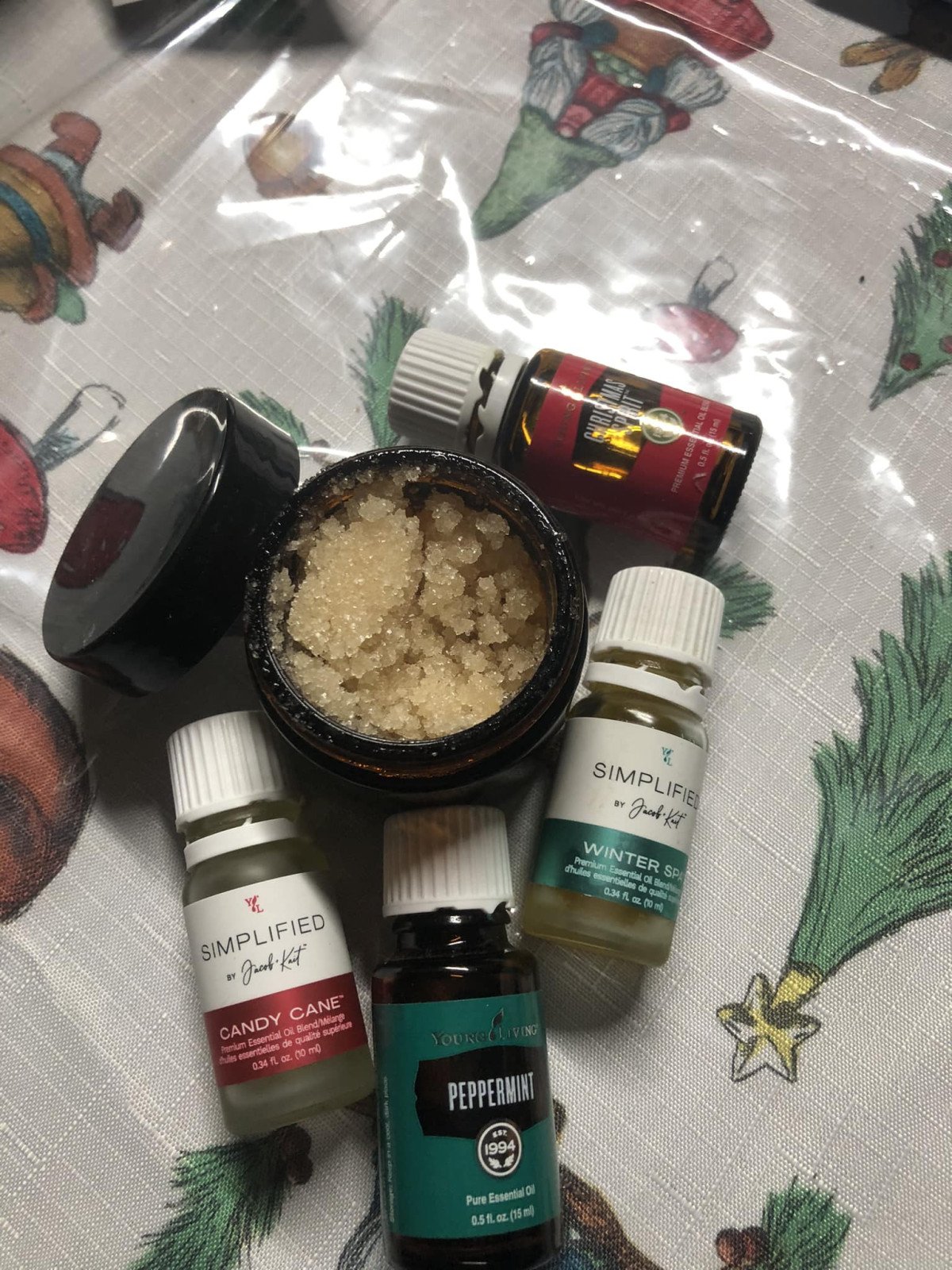A Festive Touch: DIY Christmas Gifts with Young Living Essential Oils