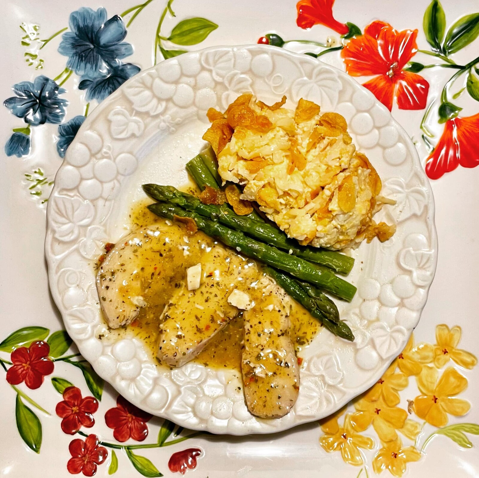 Essential Oils in the Kitchen:  Chicken Breasts with Sage and Lemon Essential Oil Infused Sauce