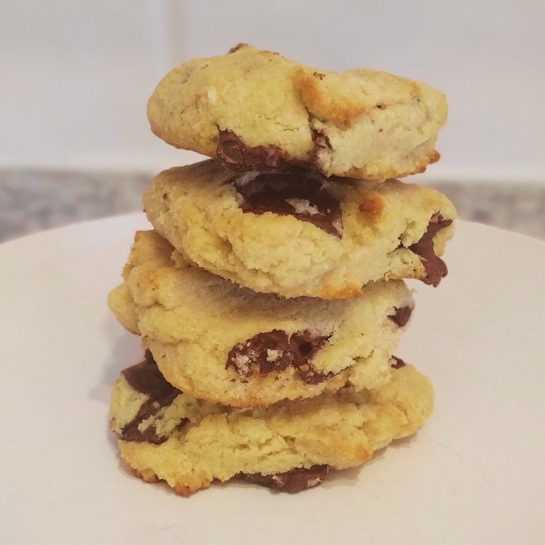 Low-Carb Chocolate Chip Cookies