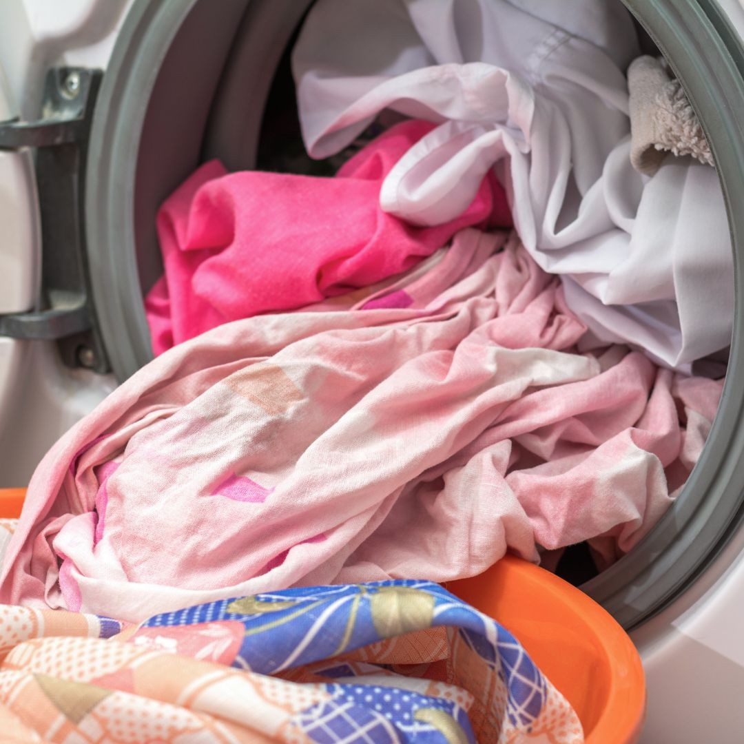 Dropps Laundry Review: Clean, Easy, and Effective for Moms
