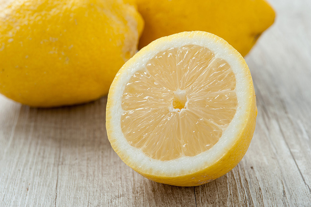 Does Lemon Water Lower Cholesterol?