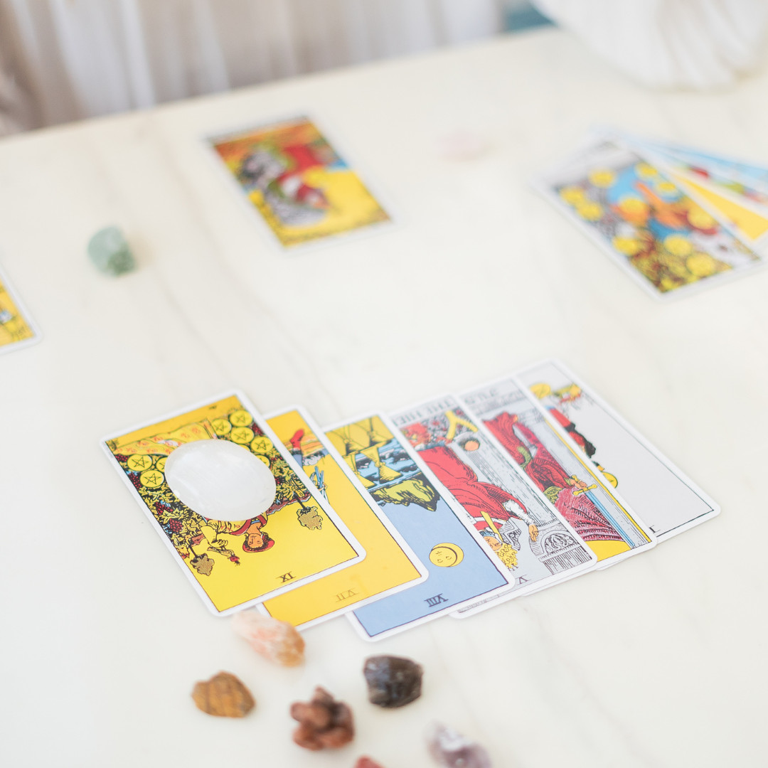 How to Choose Your First Tarot Deck (Without Overthinking It) 🔮