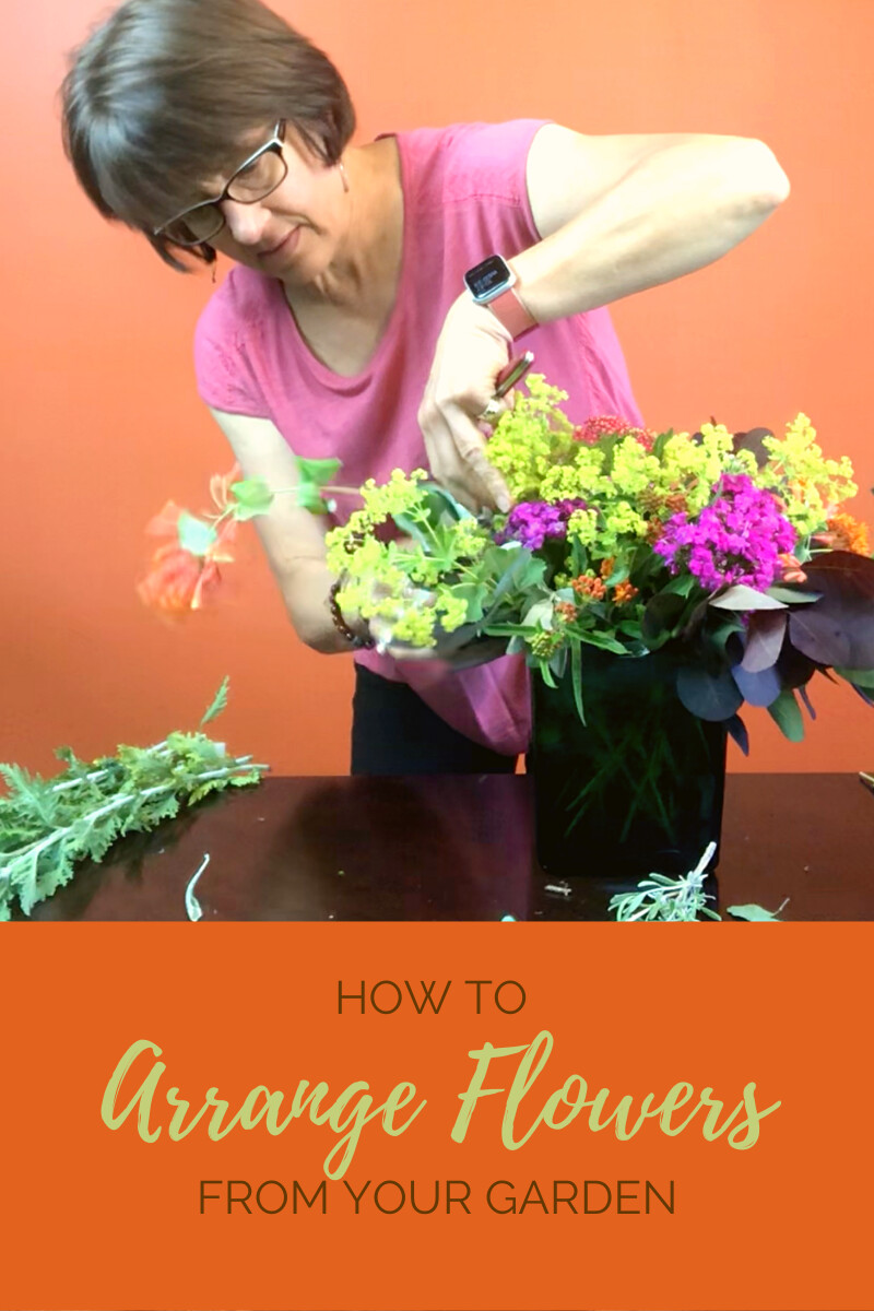 How to Arrange Garden Flowers