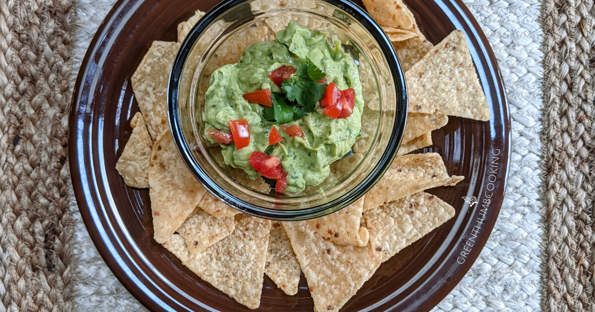 Easy to Make Guacamole