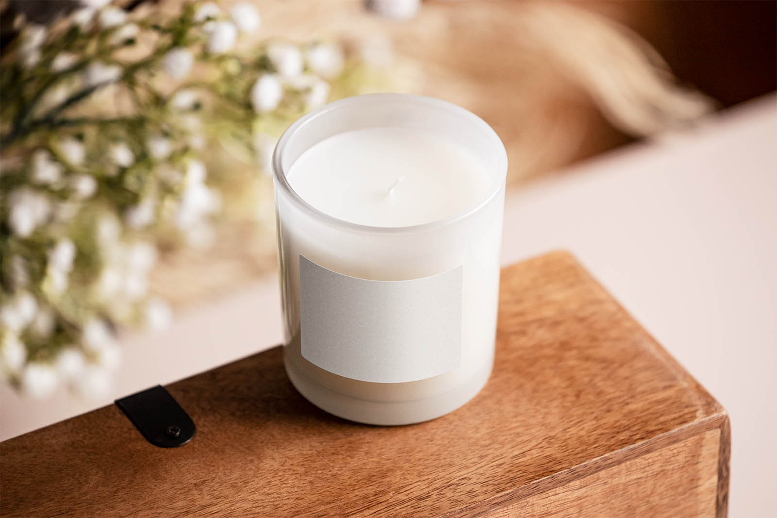 Create a candle with Essential oils!