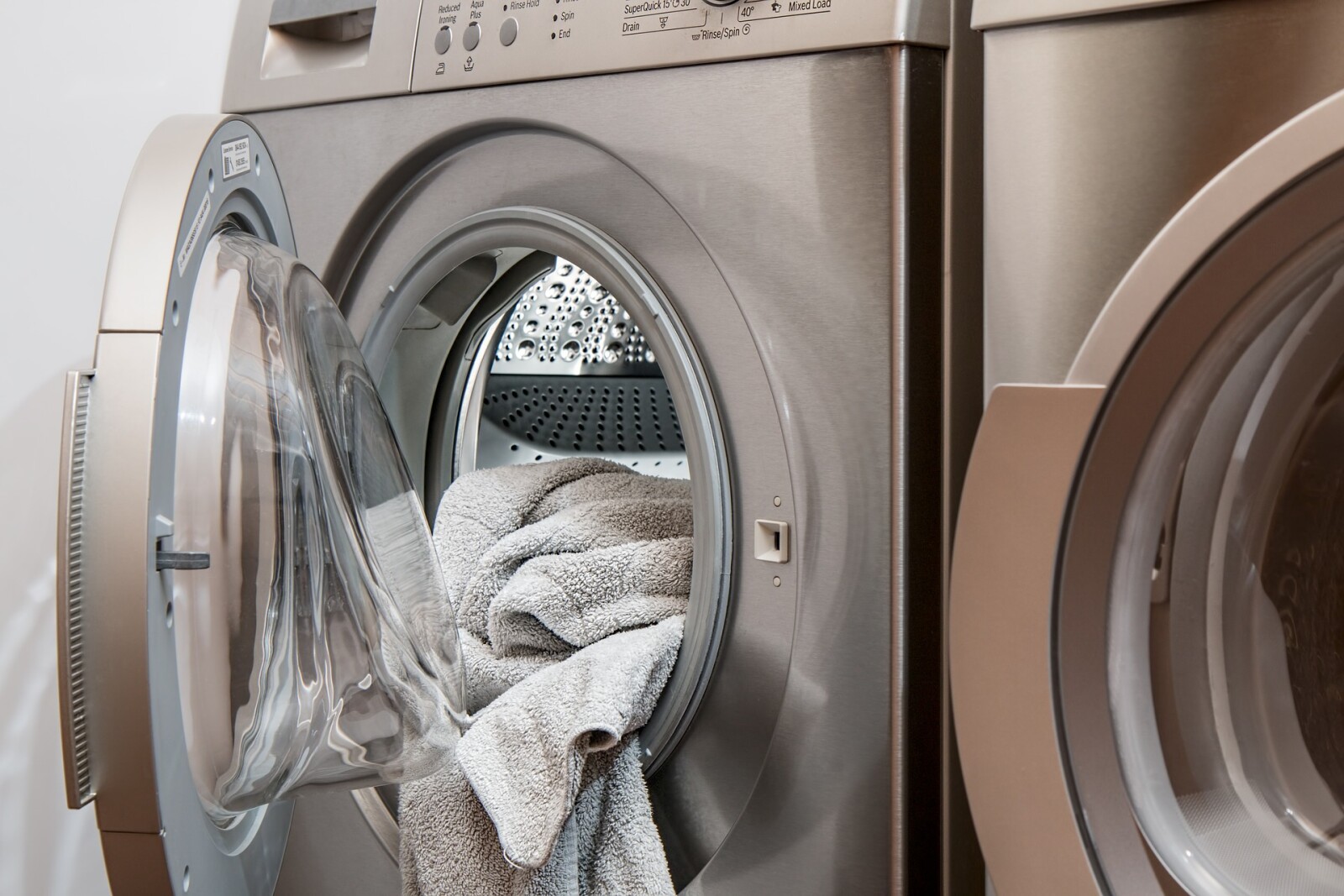 Save Money on Laundry Detergent