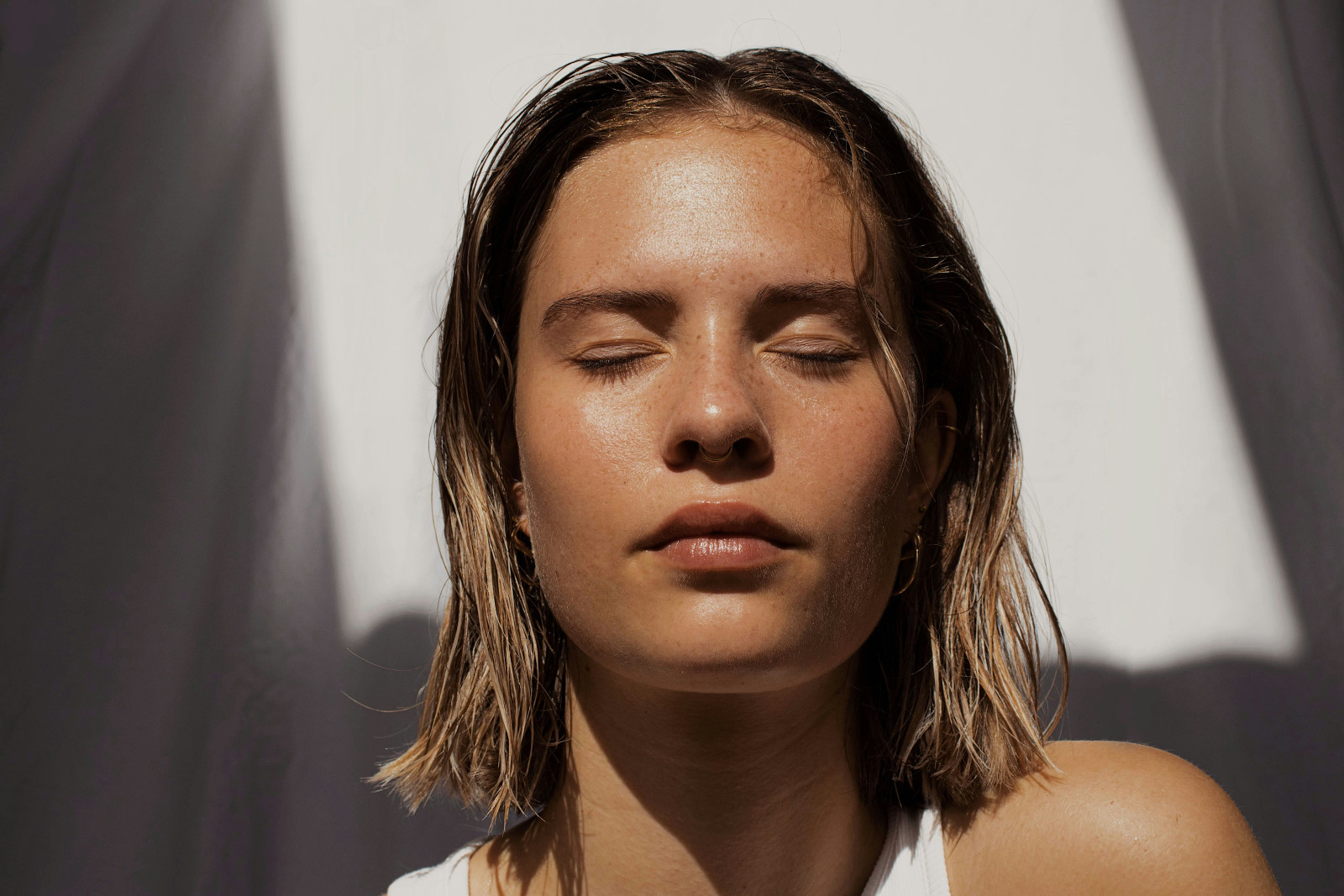 Glow from Within: How Detoxing Can Lead to Healthier, Radiant Skin