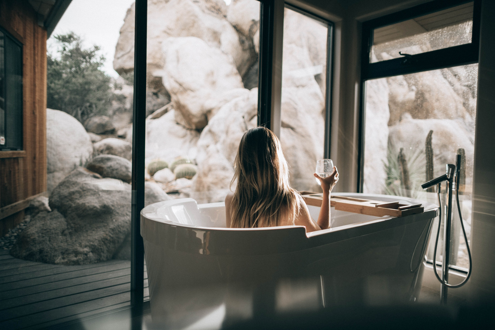How to Draw Out Toxins with a Heavenly Bath