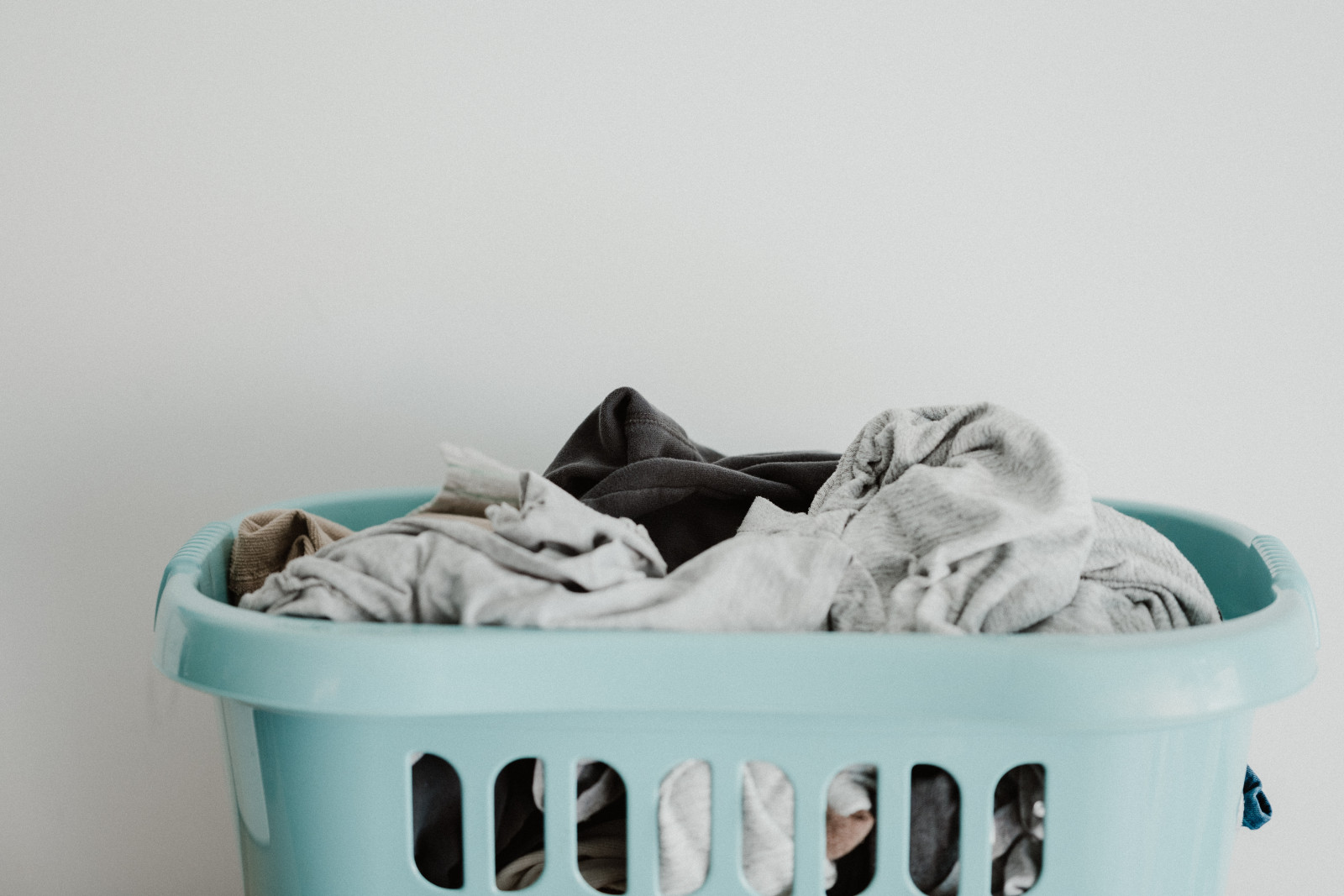 Can laundry detergent trigger migraines and chronic illness? 