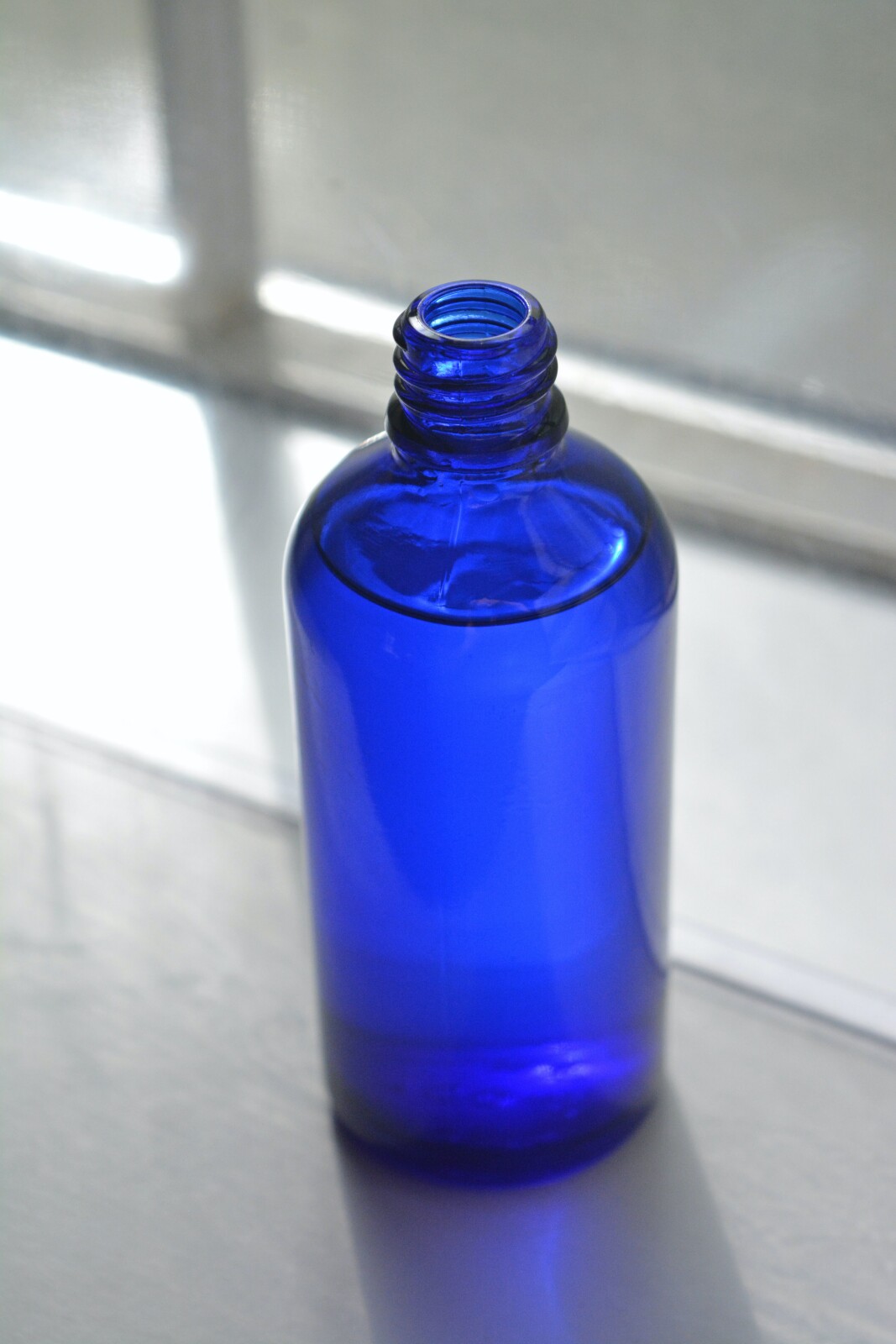 How to Make Great Smelling DIY Room Spray Without Nasty Chemicals!