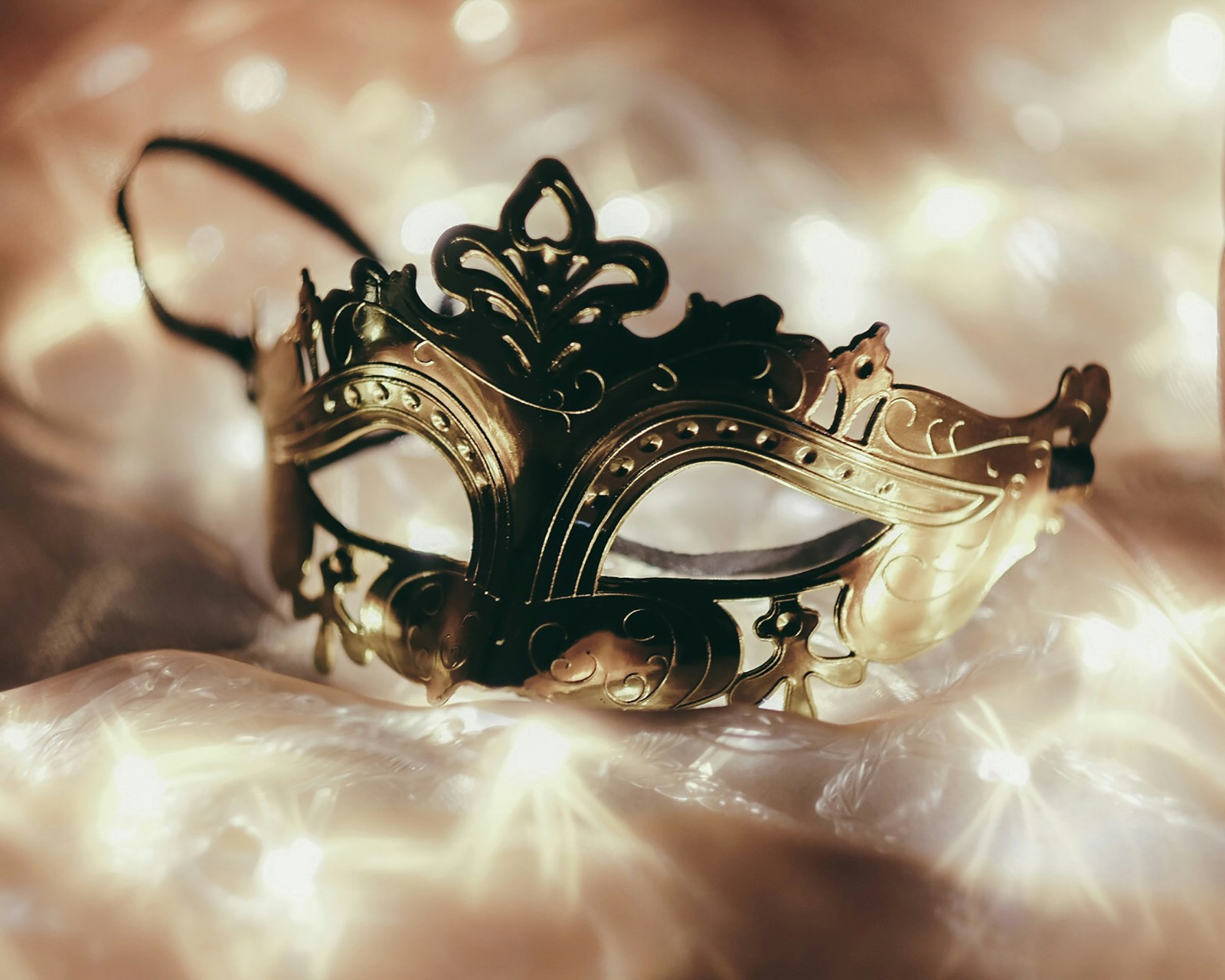Unmasking the Hidden Self: What We Conceal and Why