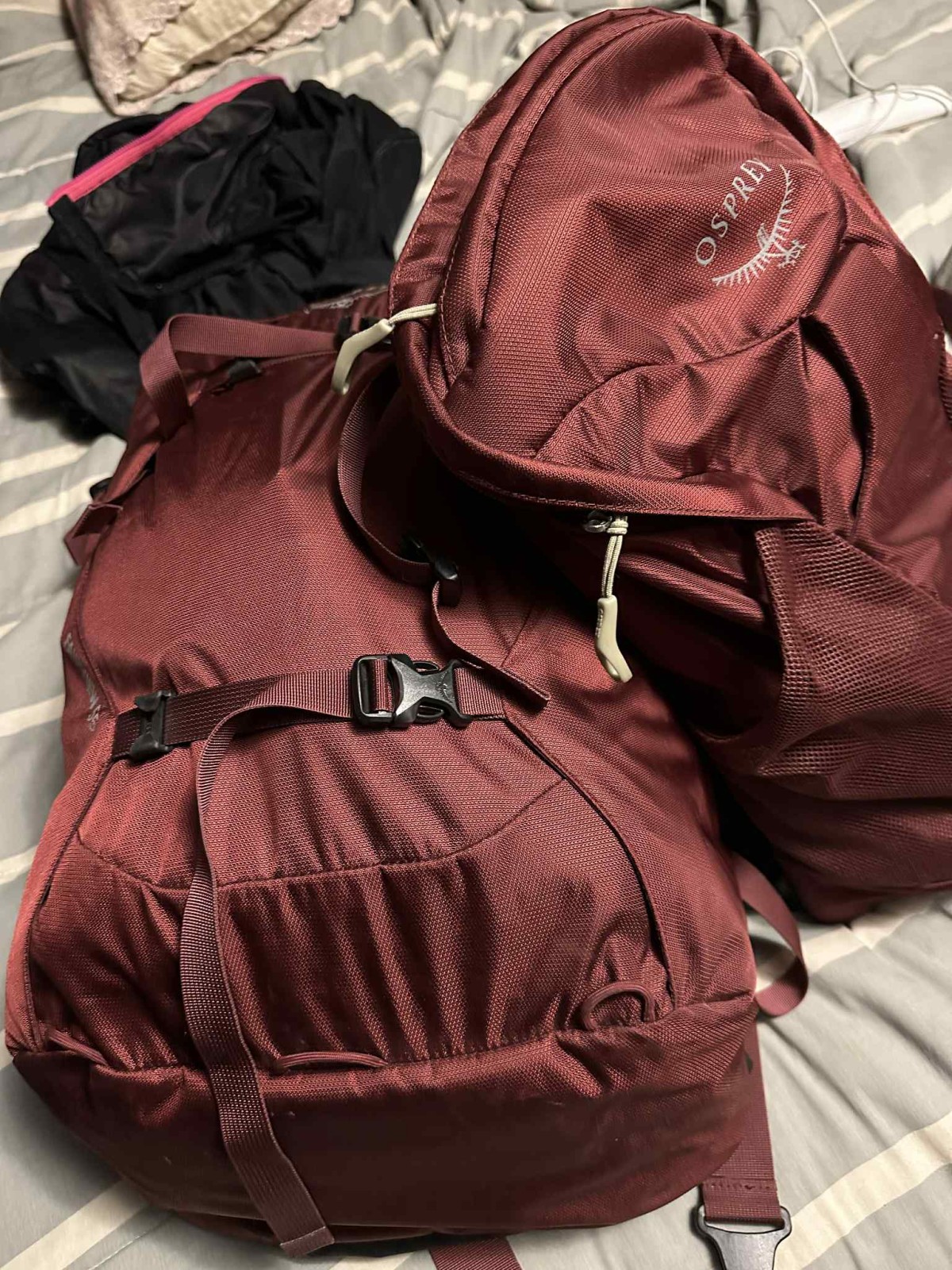 ✈️ Traveling Light: My Wellness-First, Stress-Free Packing List