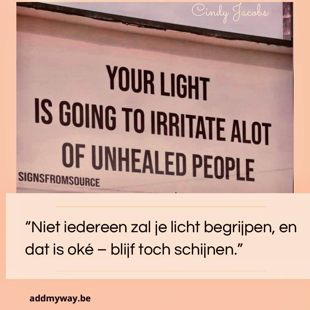 Blog 23🌠 Waarom ik nu voluit kies om te stralen, ook als dat ongemakkelijk is voor anderen ✨
