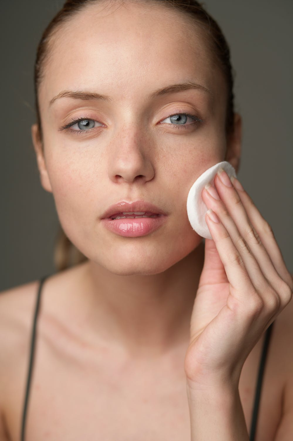 Large Pores & Textured skin? Want to know how to have smoother skin, naturally?